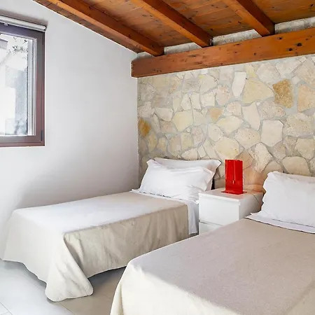Ognina Dependances With Pool By Wonderful Italy *